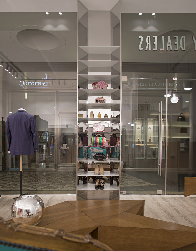 THE LUXURY DEALERS BEIRUT SOUKS